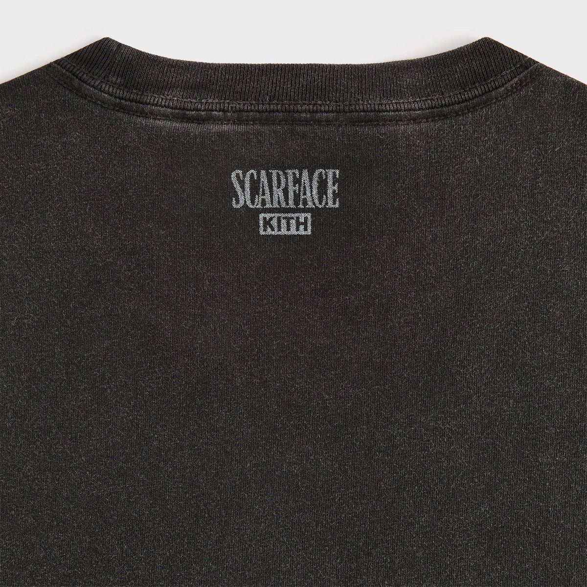 Kith Kith for Scarface Film Poster Vintage Tee T-Shirt Size XL Size US XL / EU 56 / 4 - 5 Thumbnail
