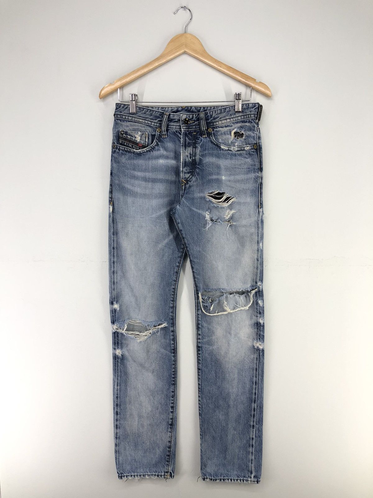 Diesel Vintage Diesel Blue Eyecons 2015/2 Edition Distressed Jeans Size US 28 / EU 44 - 1 Thumbnail