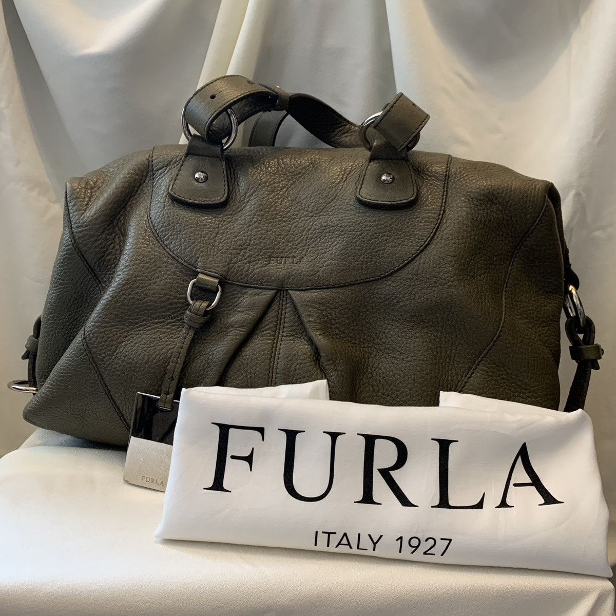 VINTAGE FURLA OLIVE GREEN LEATHER WAY SHOULDER HANDBAG