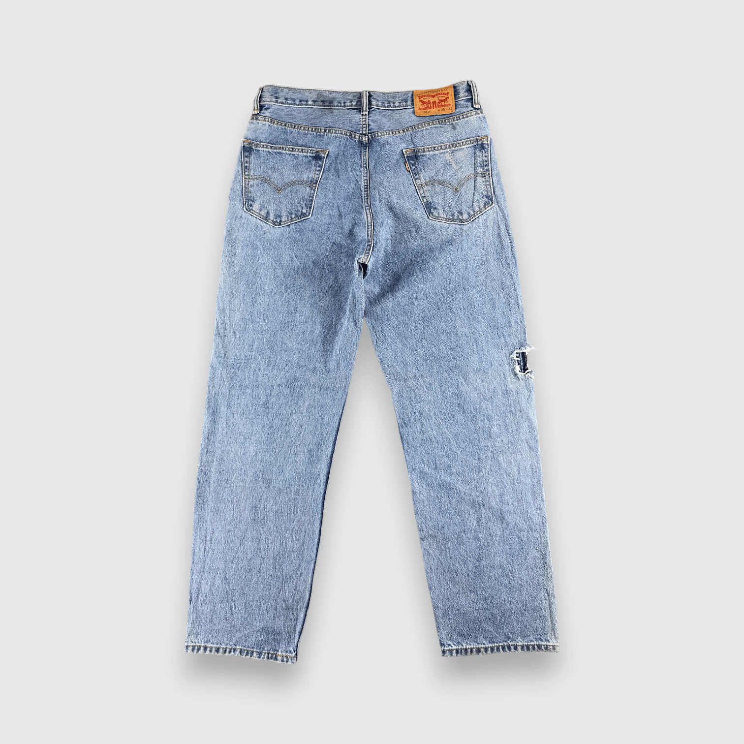 Levi's Vintage Levis 550 Jeans-J773 Size US 36 / EU 52 - 2 Thumbnail