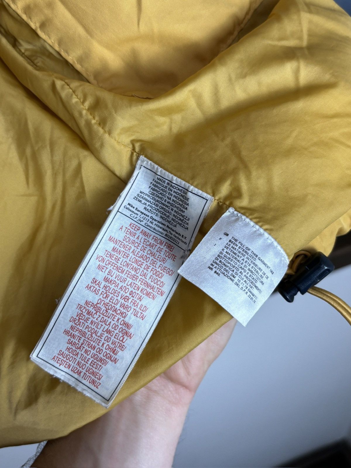 Nike 00s Nike Down Vest Vintage Outdoor Puffer Size US S / EU 44-46 / 1 - 10 Thumbnail