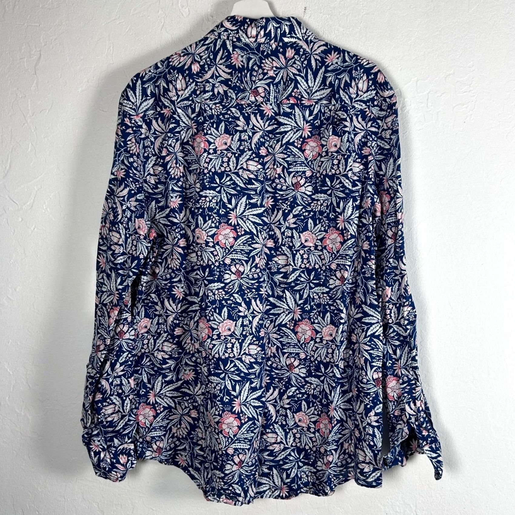 Club Room Club Room Mens Floral Linen Button-Up Shirt Size Large Blue White Casual Size US L / EU 52-54 / 3 - 2 Thumbnail