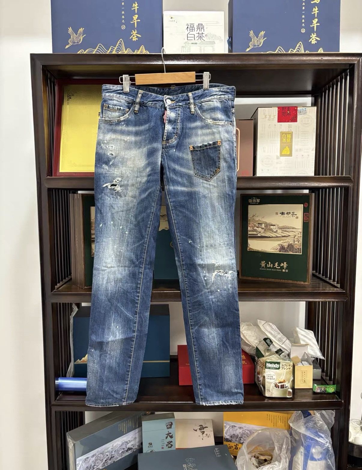 Dsquared2 Dsquared2 D2 Jeans J2 Size US 32 / EU 48 - 1 Thumbnail