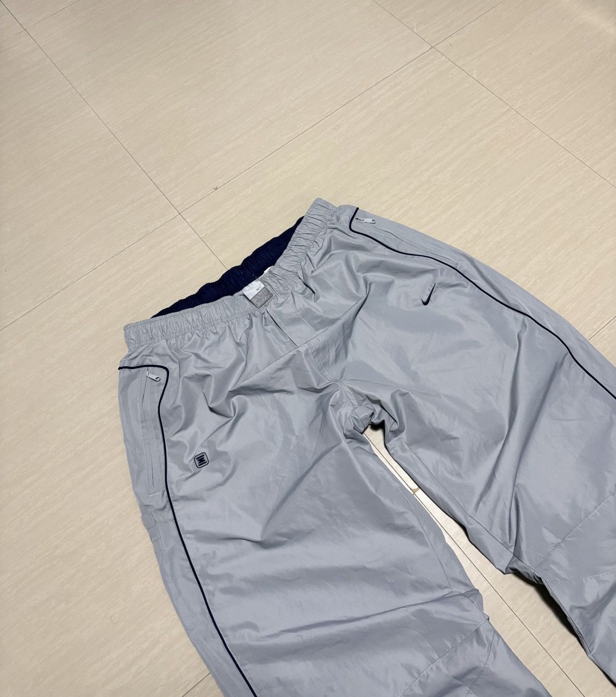 Nike EXTREMELY RARE VINTAGE NIKE SHOX TRACK PANTS🔥 Size US 37 - 2 Thumbnail