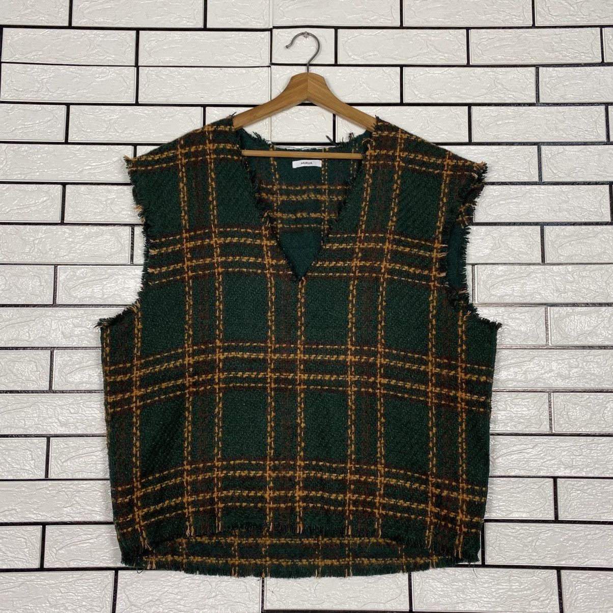 Japanese Brand Vintage Wool Vest Jacket Murua Tartan Design Issey Miyake Size US M / EU 48-50 / 2 - 2 Thumbnail