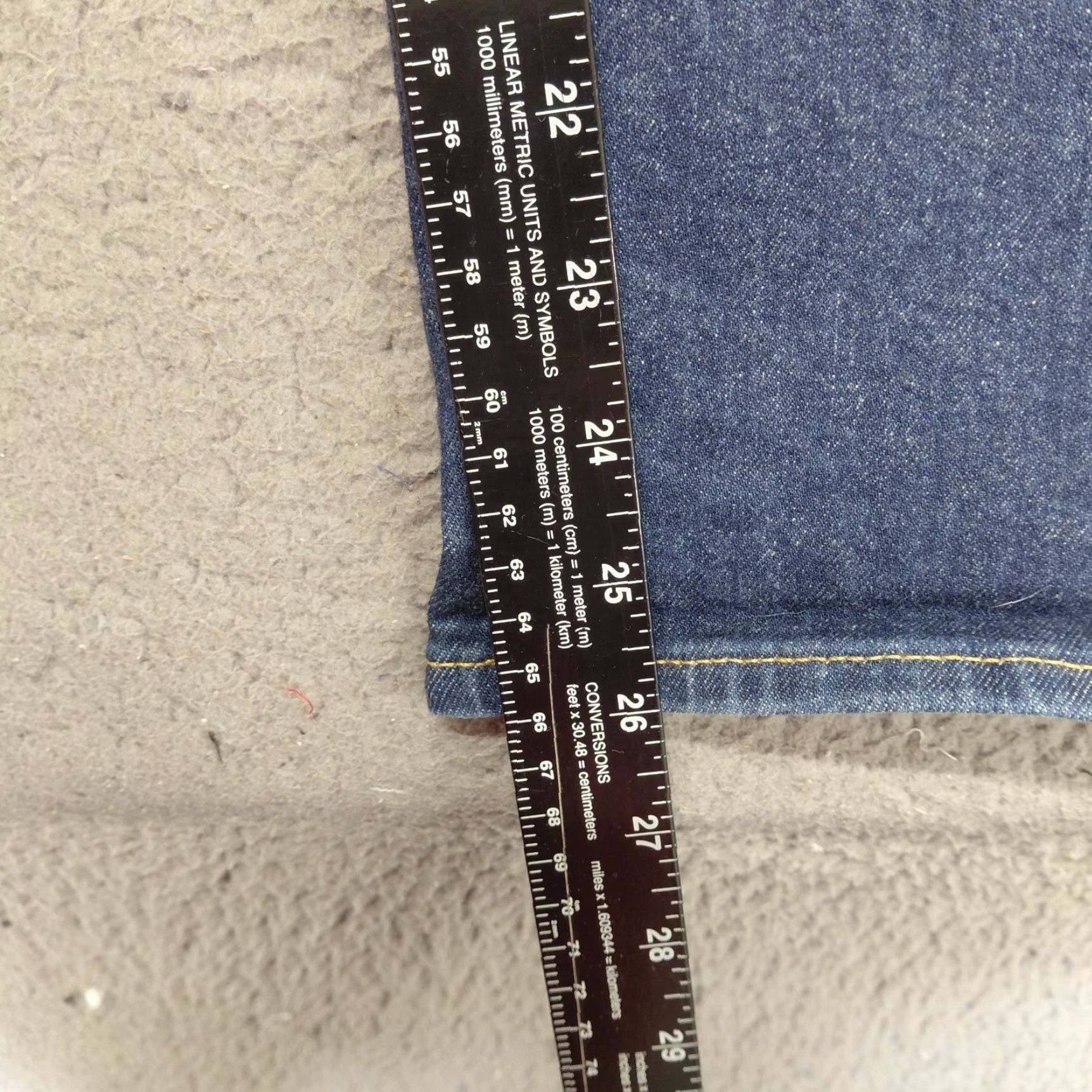 Gap Gap Jeans Women’s 33/16R Blue Denim Stretch Slim Rise Cropped 5-Pocket Denim Jeans Slim Fit Vintage Style 1969 Gap 1969 Womens Size 16R Blue Size 38" / US 16 / IT 52 - 7 Thumbnail