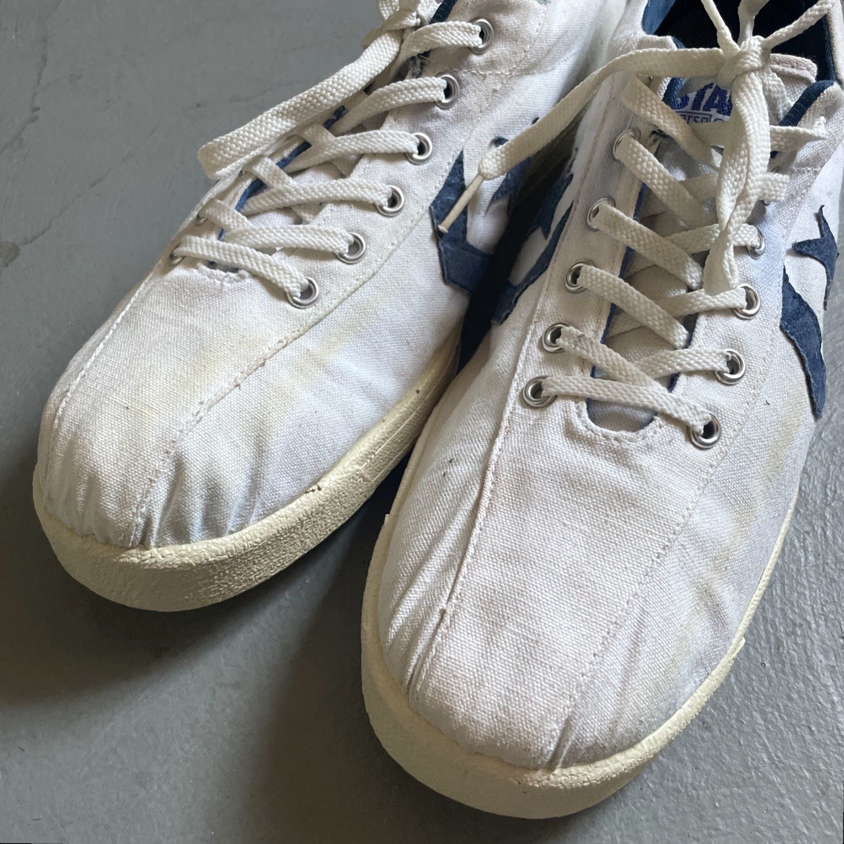 Converse VINTAGE Converse One Star Canvas Sneakers Court Trainers Men US 13 White Stars 90s Mens Size US 13 / EU 46 - 2 Thumbnail