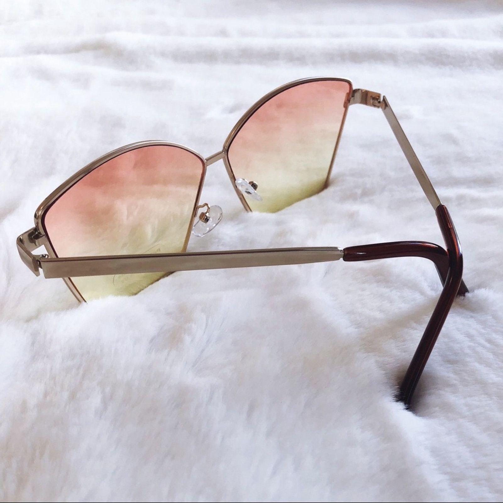 Other Aubrey Light Pink Gradient Oversized Sunglasses Size ONE SIZE - 7 Thumbnail