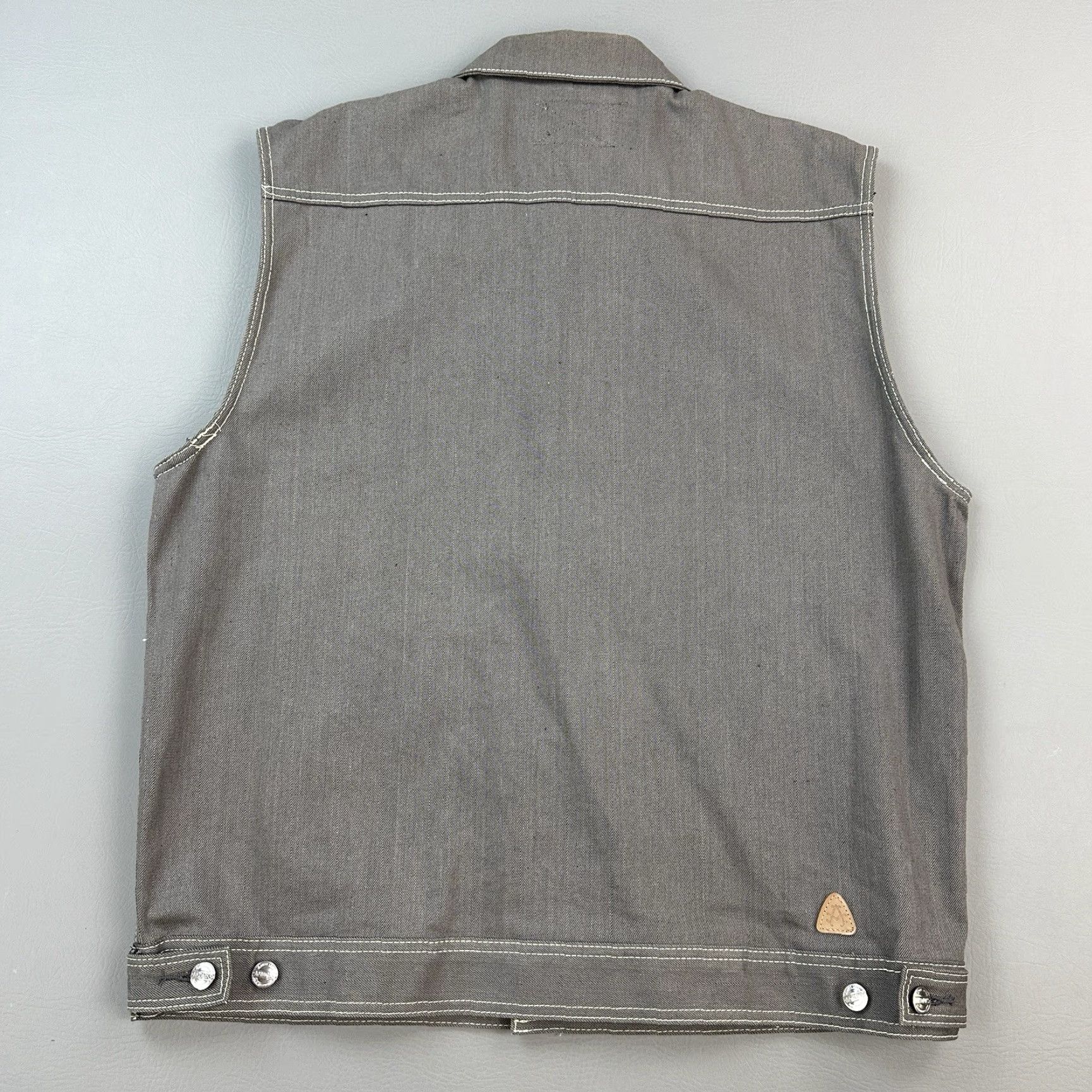 Akademiks VINTAGE Akademiks Vest Mens 2XL Gray Denim Hip Hop Streetwear Y2K AKDMKS Shirt? Size US XXL / EU 58 / 5 - 7 Thumbnail