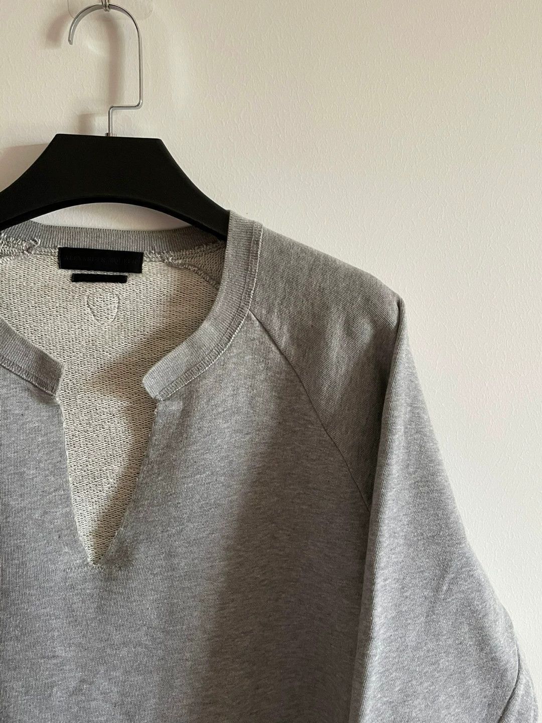 Alexander McQueen Gray Long Sleeve V-Neck Sweatshirt Size US S / EU 44-46 / 1 - 4 Thumbnail