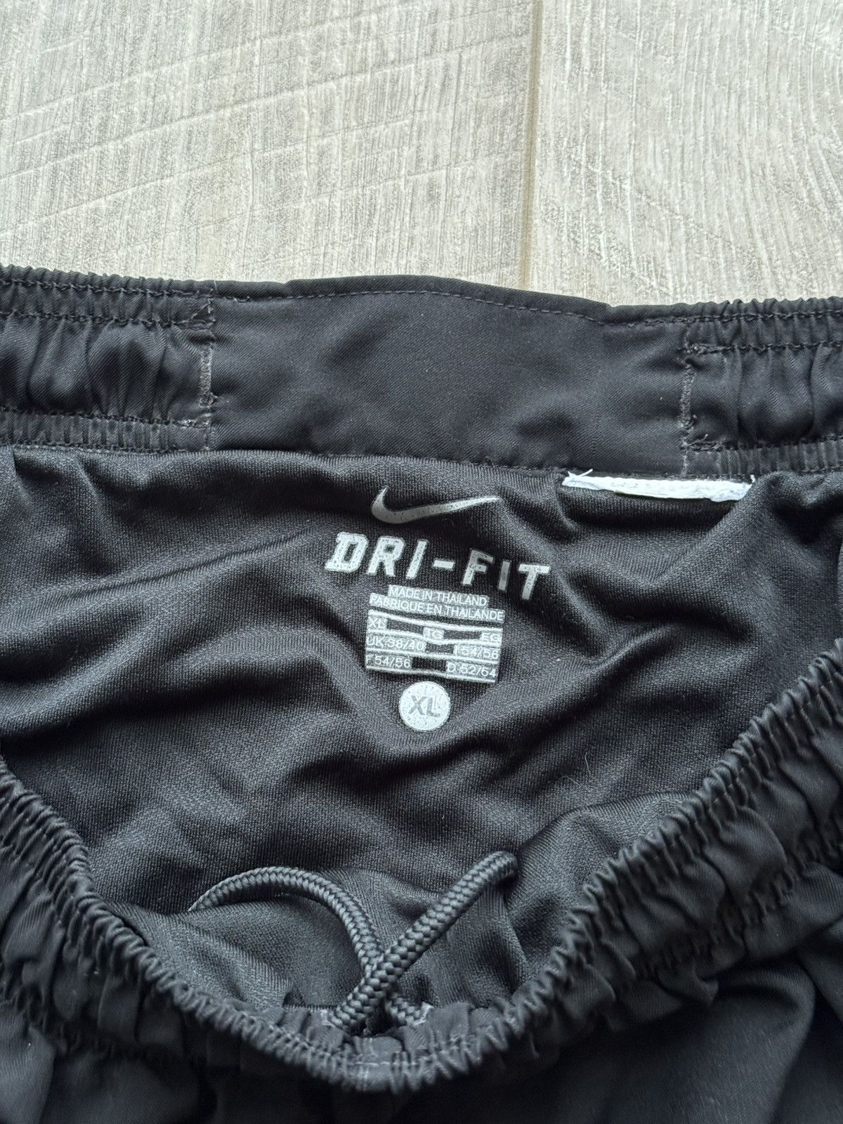 Nike Netherlands 2010 2011 Home Football Soccer Shorts 376908-010 Size US 38 / EU 54 - 4 Thumbnail