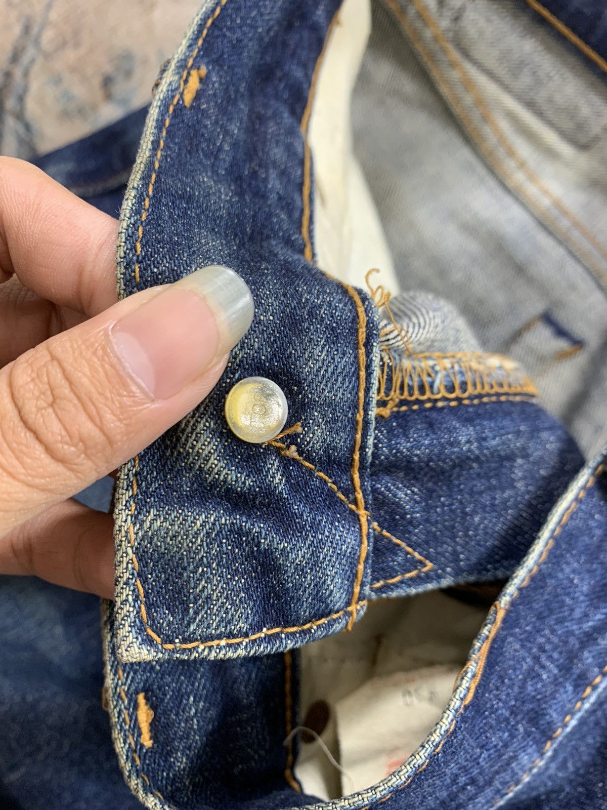 Levi's Vintage Levis 502 Big E selvedge Button J22 Denim Jeans Size US 30 / EU 46 - 4 Thumbnail