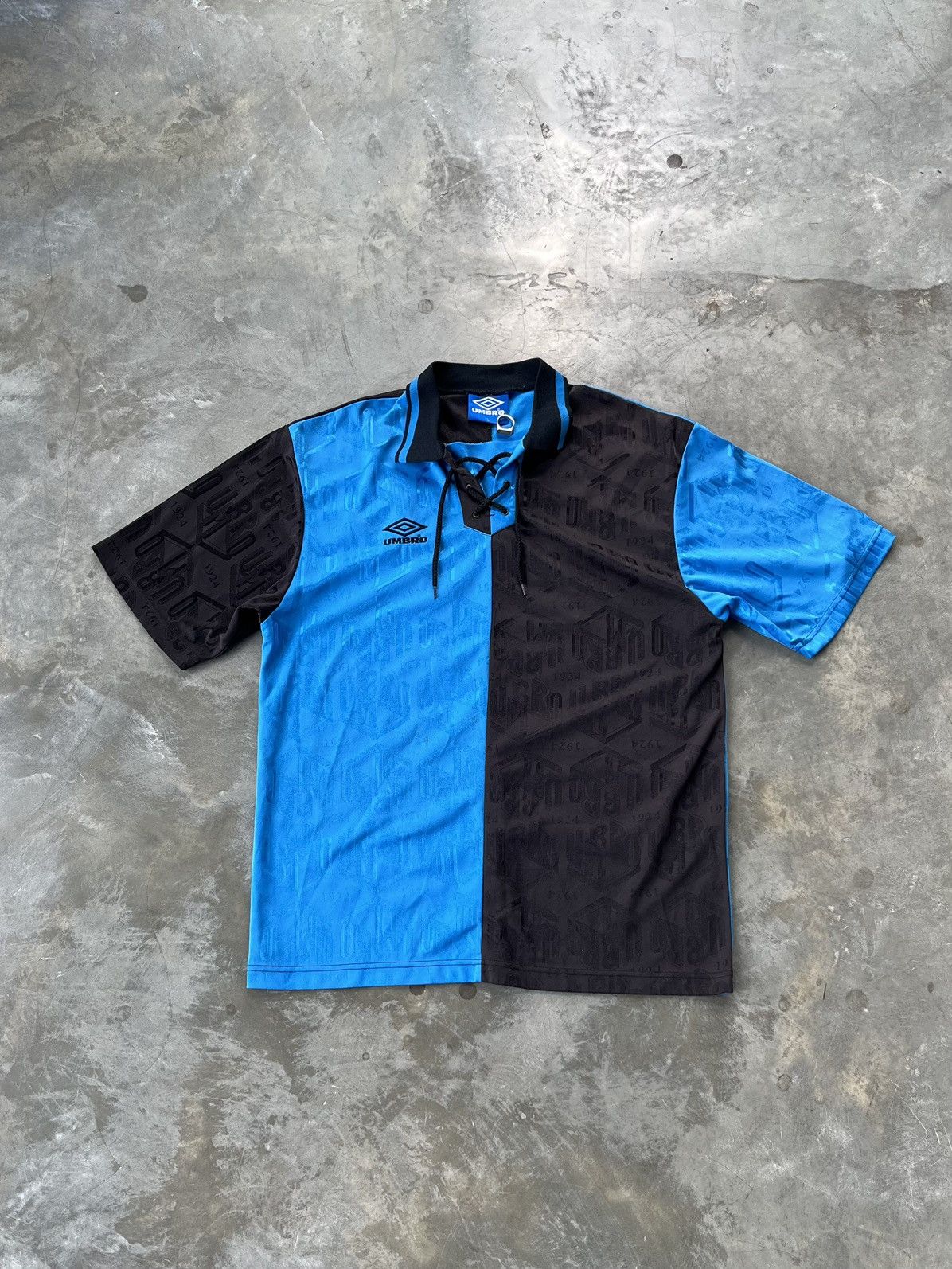 Umbro Vintage 90’s Umbro tamplate Jersey Size US L / EU 52-54 / 3 - 1 Thumbnail