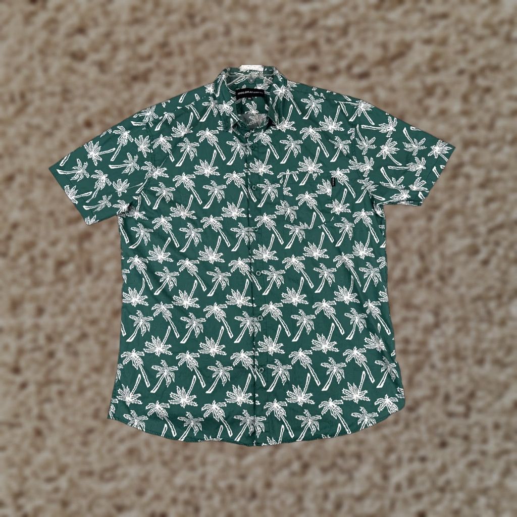 CO Molokai Surf Co Shirt Adult 2XL Green Palm Print 100% Cotton Short Sleeve Button-Up Hawaiian Mens Shirt Size US XXL / EU 58 / 5 - 1 Thumbnail