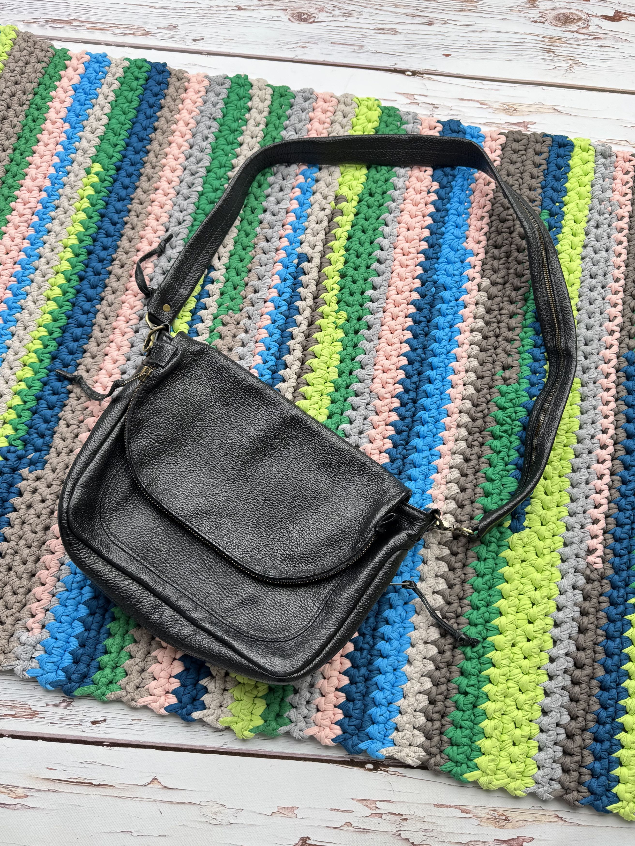 Japanese Brand Vintage Leather Bag With Zippers (ET1)(D15) Size ONE SIZE - 1 Thumbnail
