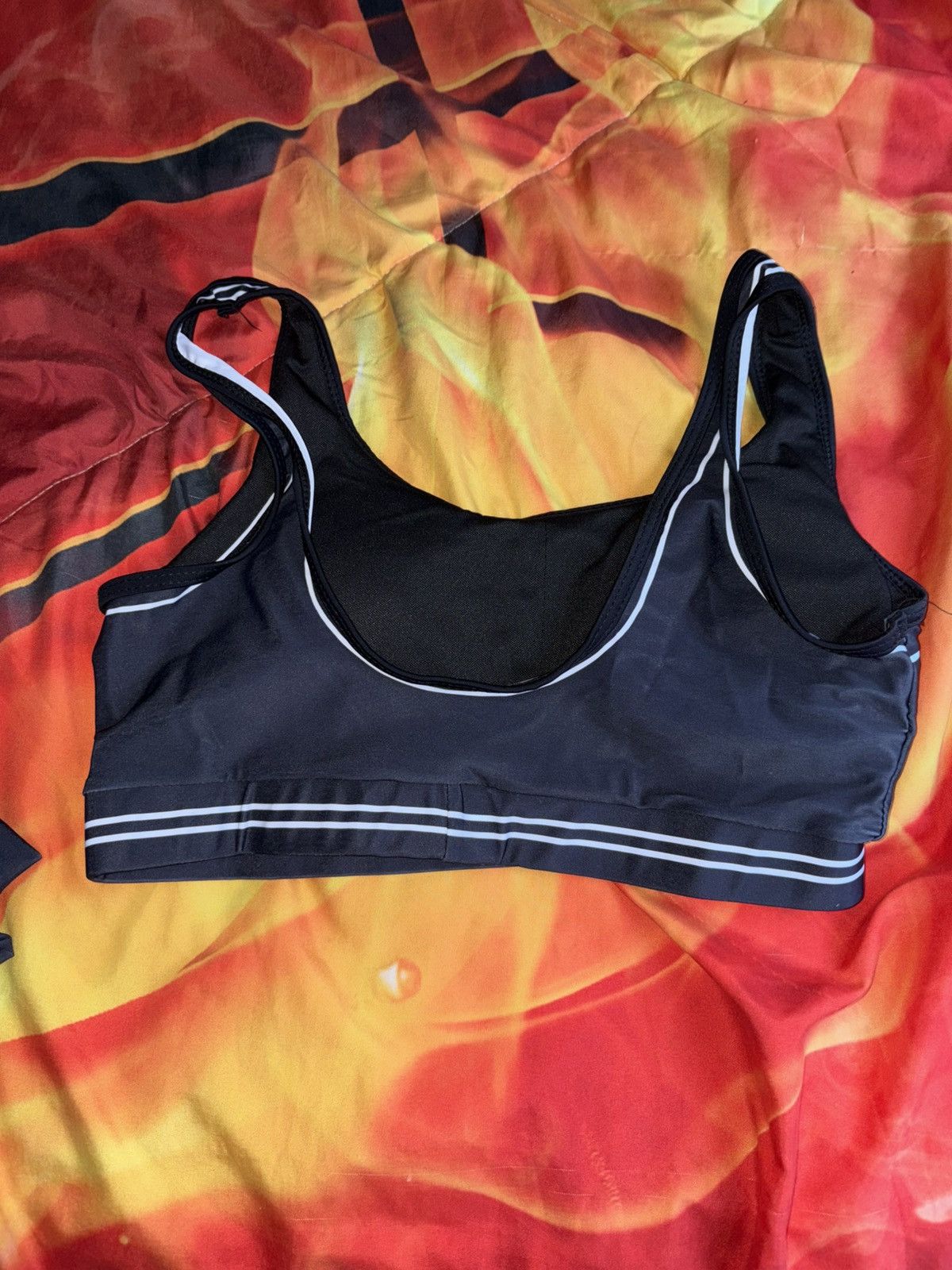 Alo Yoga Alo Yoga Black Matching Set NWT Leggings + Sports Bra Size 28" / US 6 / IT 42 - 9 Thumbnail