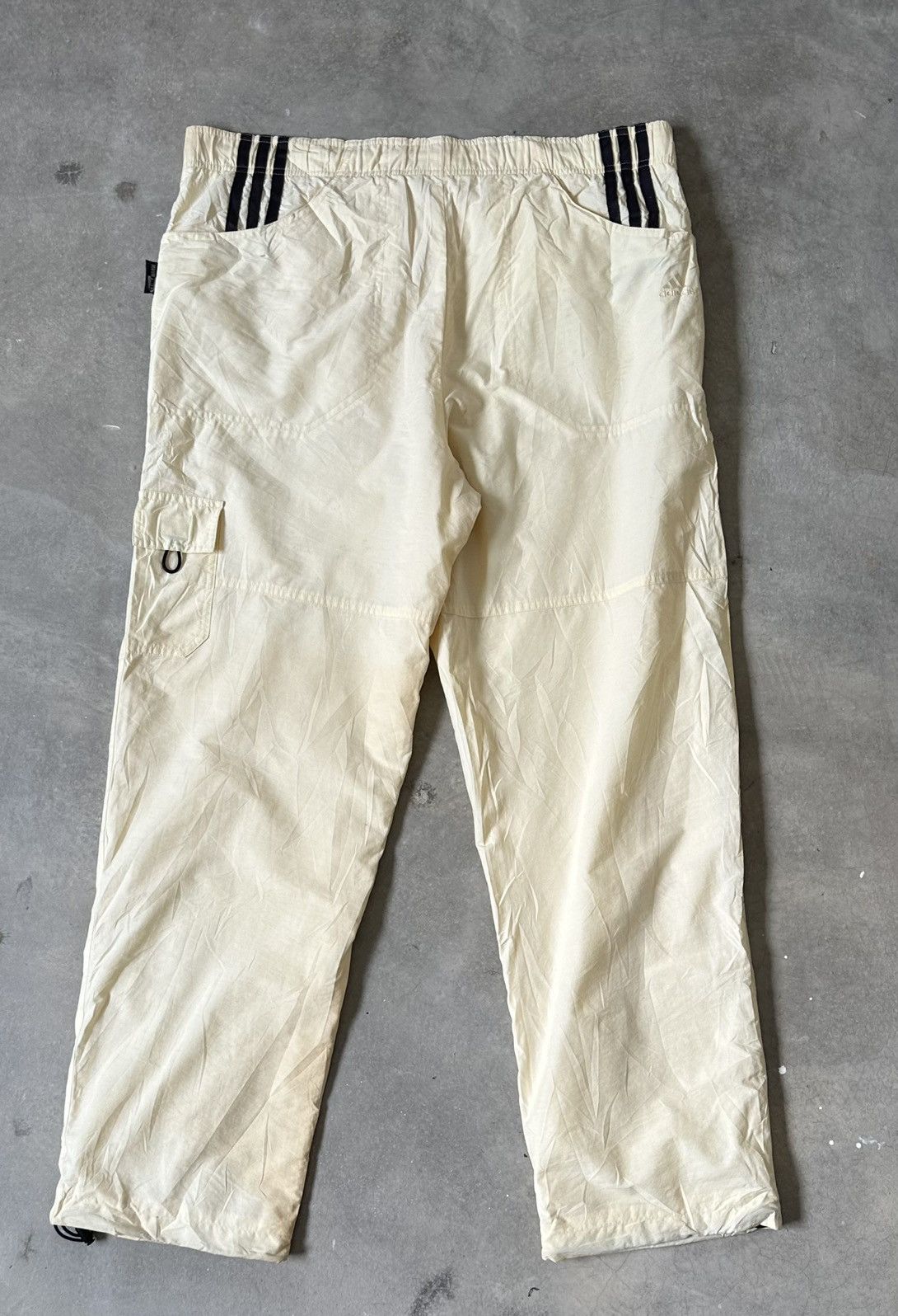 Adidas VINTAGE ADIDAS TRACK PANT Size US 38 / EU 54 - 10 Thumbnail