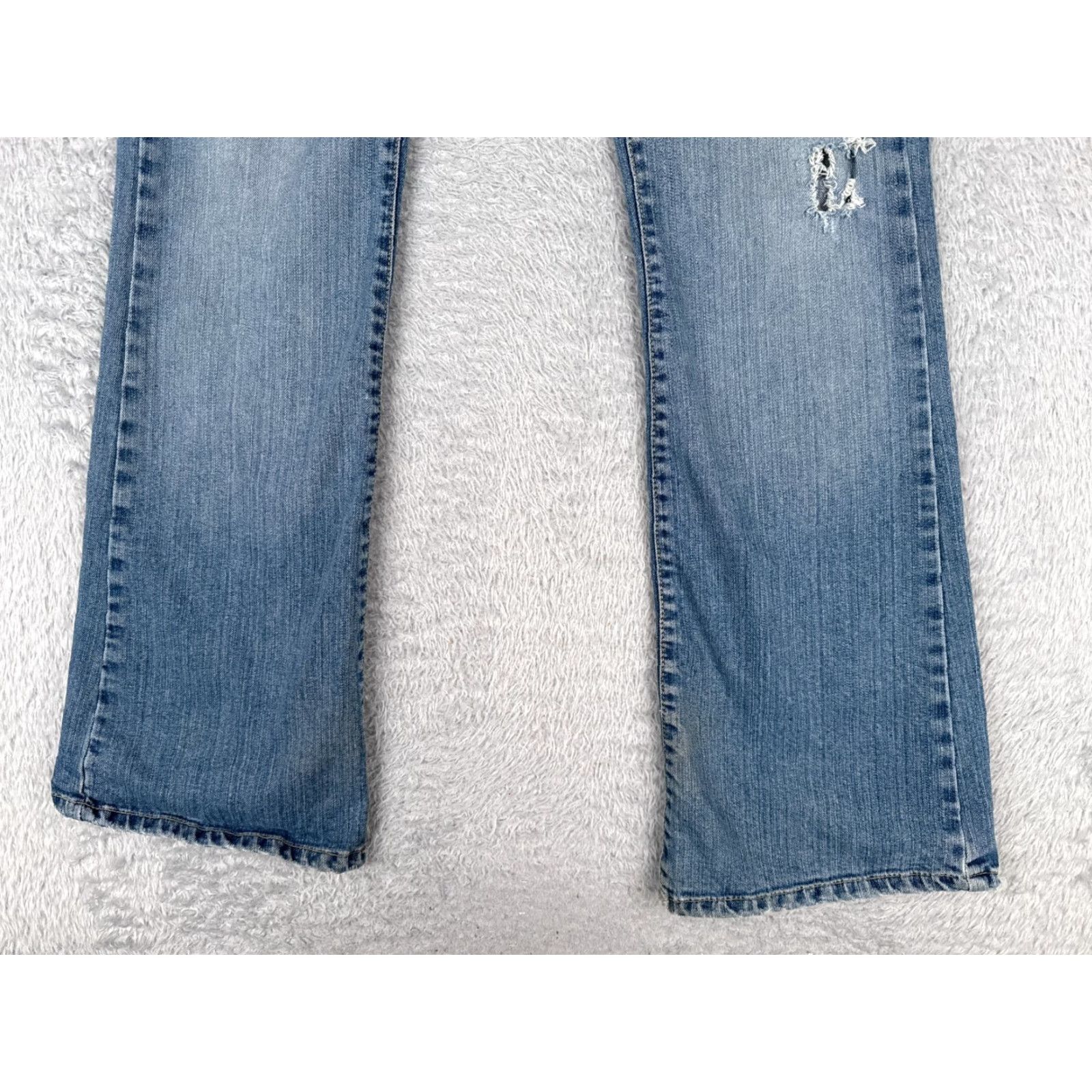 Vintage Aeropostale Jeans 7 Juniors Blue Denim Flared Distressed Cotton Blend Low 32x30 Size 28" / US 6 / IT 42 - 2 Thumbnail