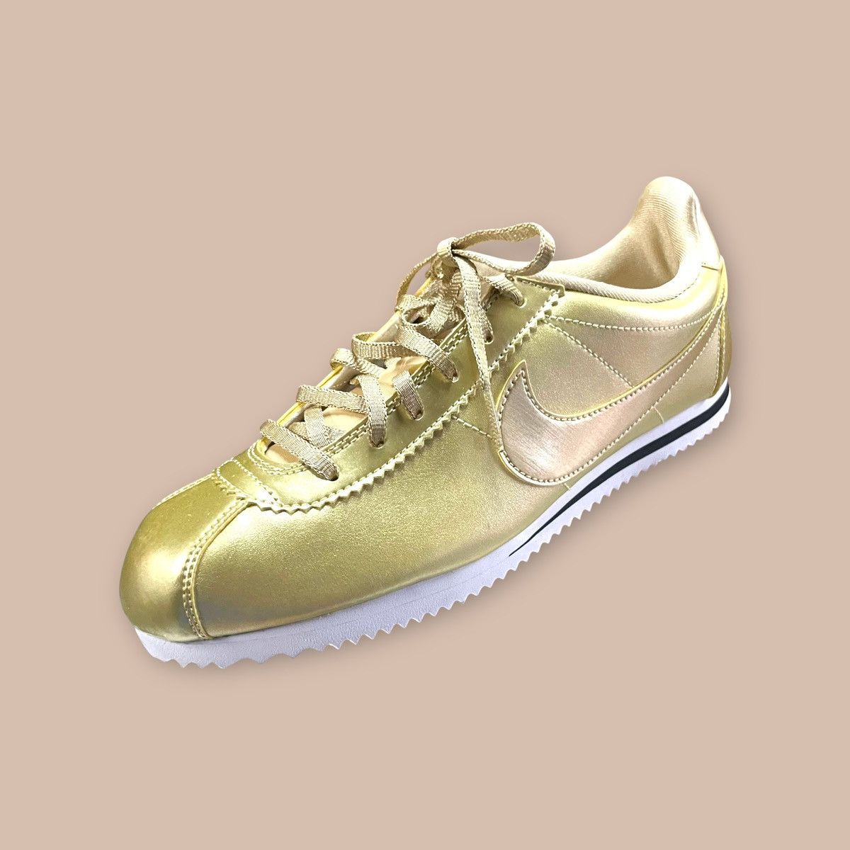Nike NIKE Cortez Se GS 'Gold Star' Size US 7 / EU 40 - 11 Thumbnail