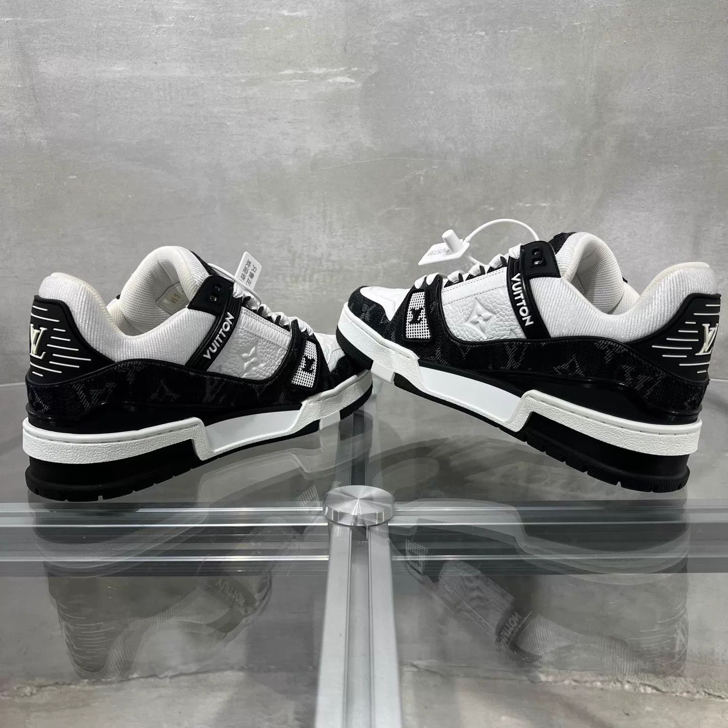 Louis Vuitton LV Trainer Black White Denim UK3/37 New Worn Once Size US 5.5 / IT 35.5 - 5 Thumbnail