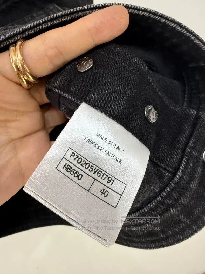 Chanel Chanel Embossed double C denim vest Size S / US 4 / IT 40 - 5 Thumbnail