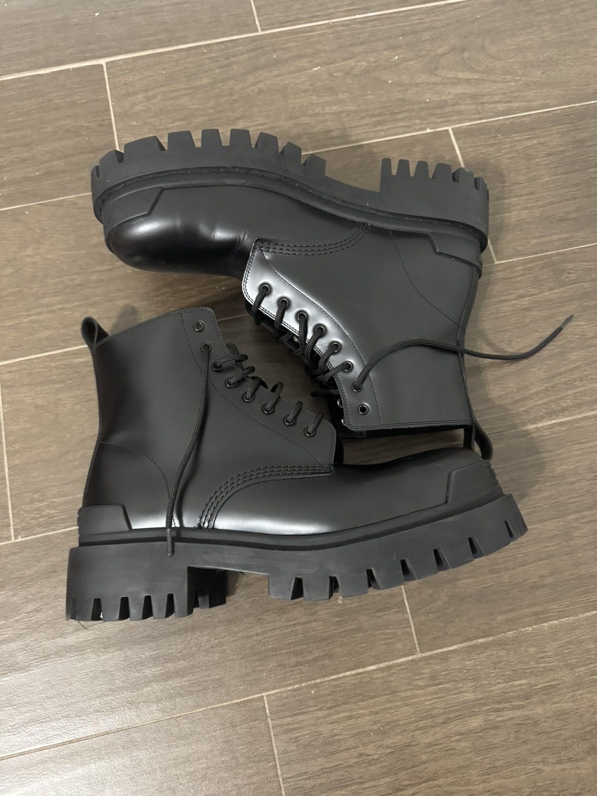 Balenciaga Balenciaga Strike boots Size US 9 / EU 42 - 2 Thumbnail