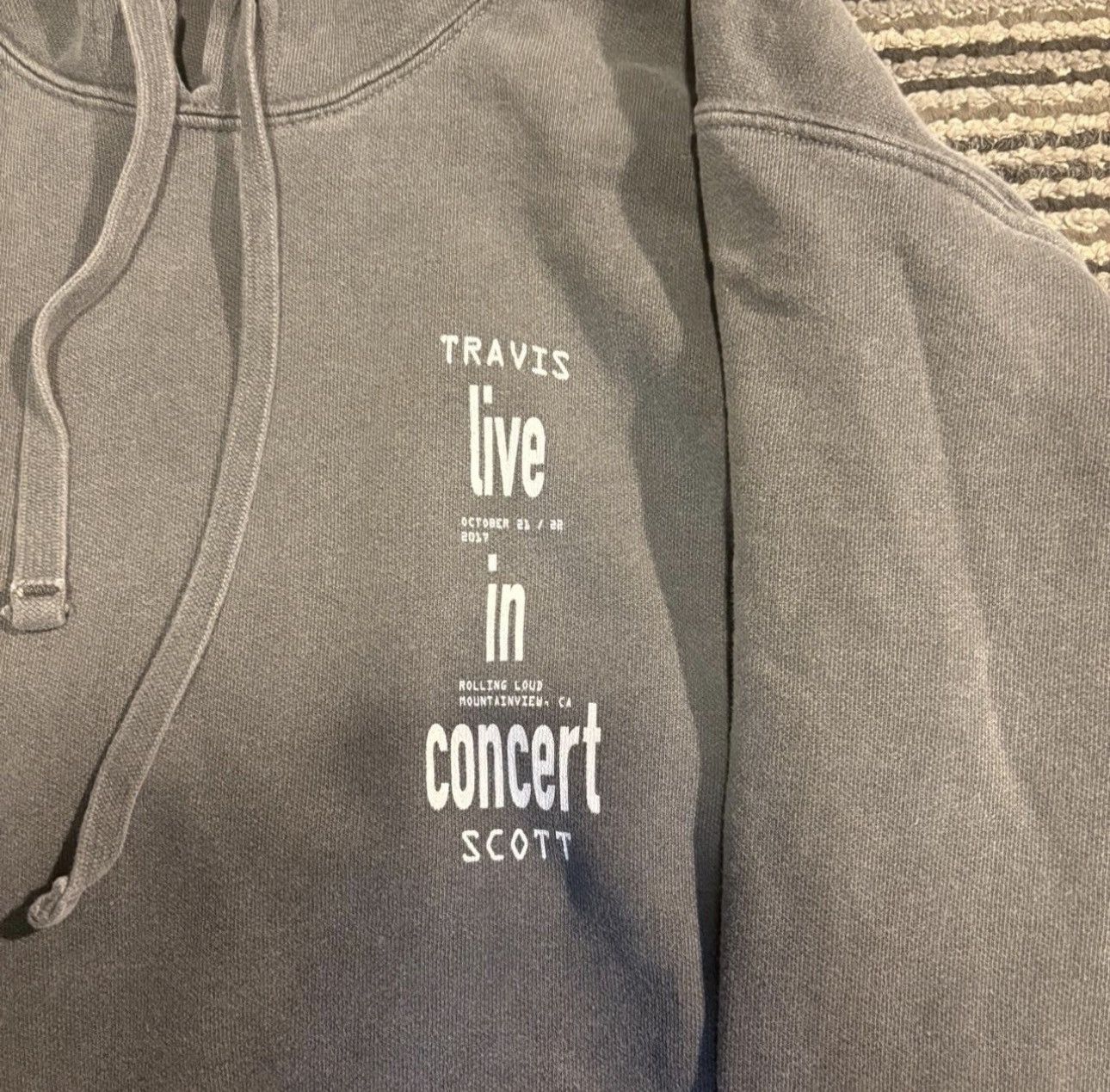 Travis Scott Travis scott rolling loud seeing is beliving hoodie Size US S / EU 44-46 / 1 - 3 Thumbnail