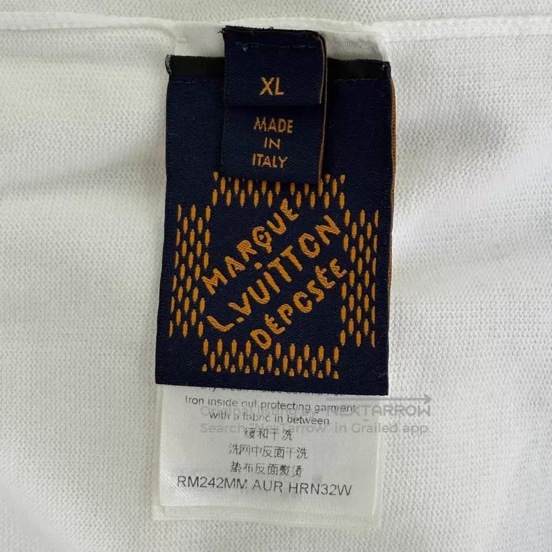 Louis Vuitton Louis Vuitton White Flower Logo Embroidery Knit Crew Neck Size US XL / EU 56 / 4 - 4 Thumbnail