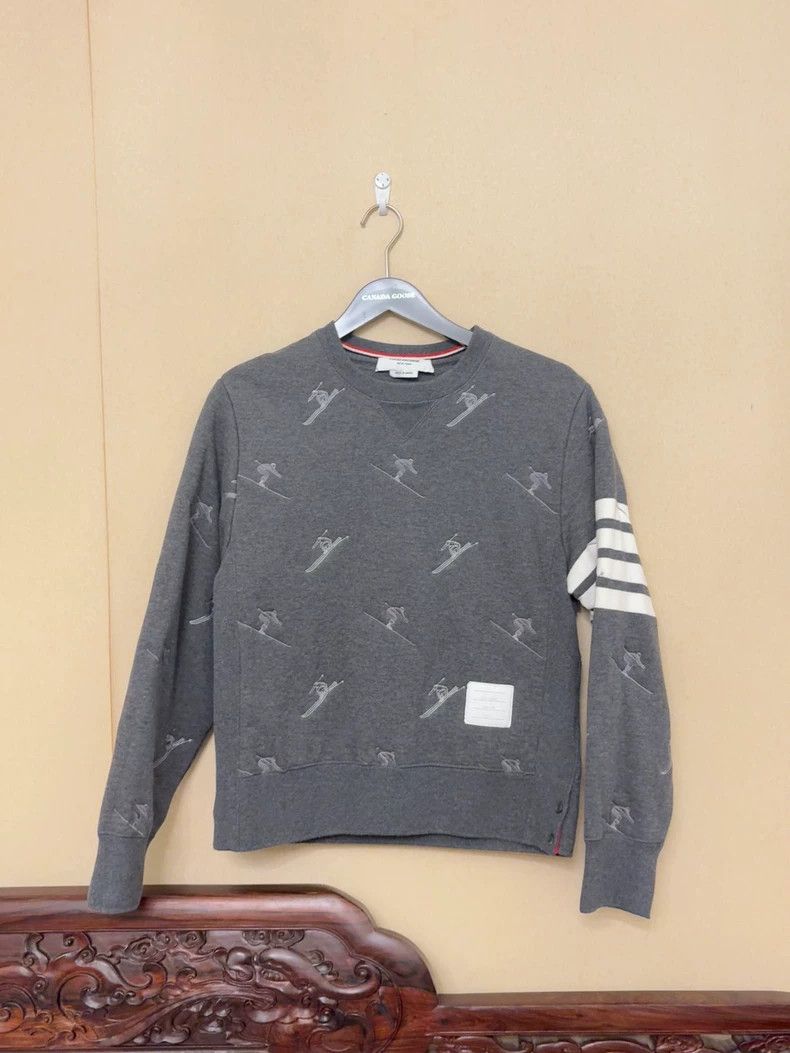 Thom Browne Thom Browne Gray ski embroidered hoodie Size US L / EU 52-54 / 3 - 1 Thumbnail