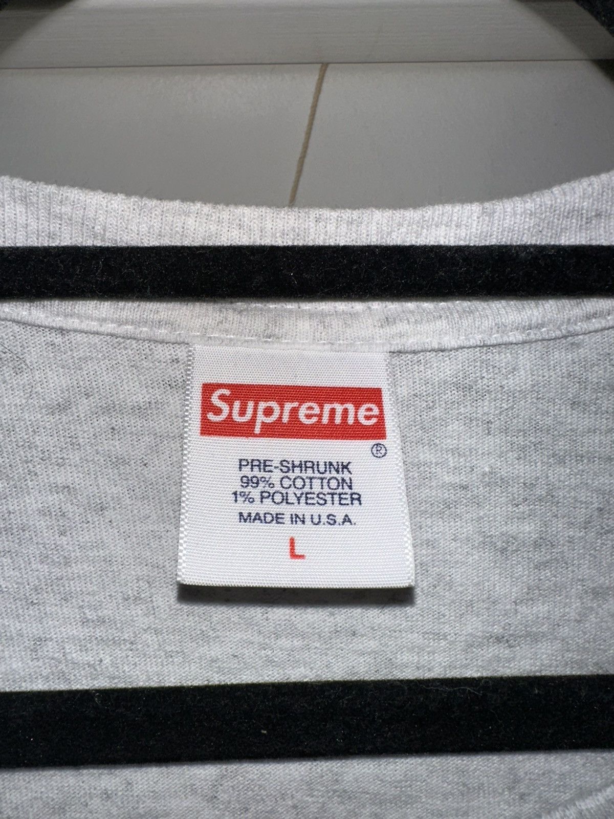 Supreme Supreme Pillows Tee Size US L / EU 52-54 / 3 - 4 Thumbnail