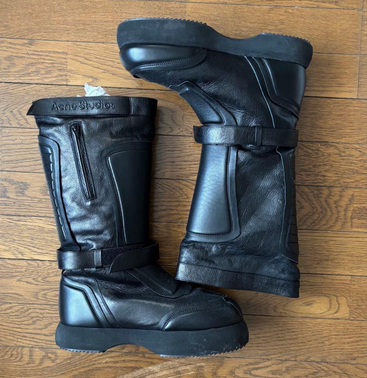 Acne Studios Roony Boots Acne Studios | Shoes | Acne Studios Roony Boots | Poshmark main image 3