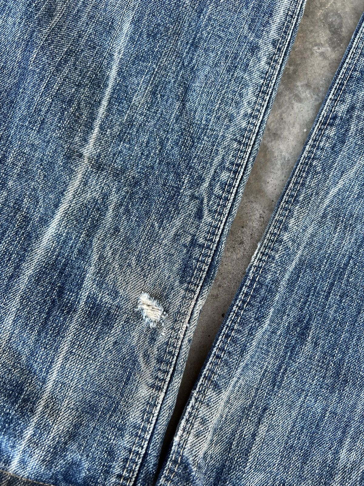 Japanese Brand 💥FLARE💥VINTAGE 90’S STYLE BLUE WAY DISTRESS JEANS VERY RARE Size US 31 - 7 Thumbnail