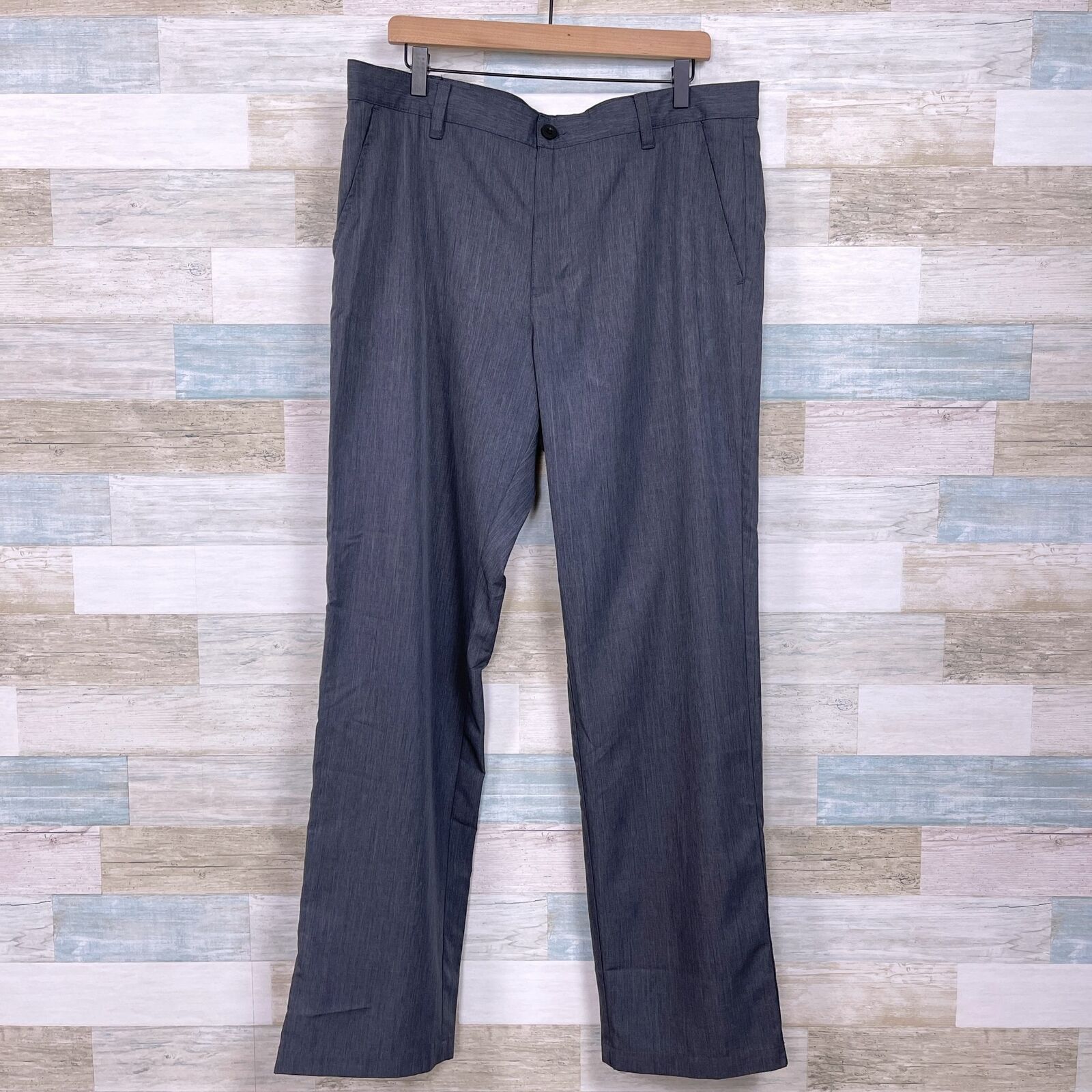 Izod IZOD Golf Flat Front Woven Pants Gray 4 Pocket Mens 36 Size US 36 / EU 52 - 1 Thumbnail