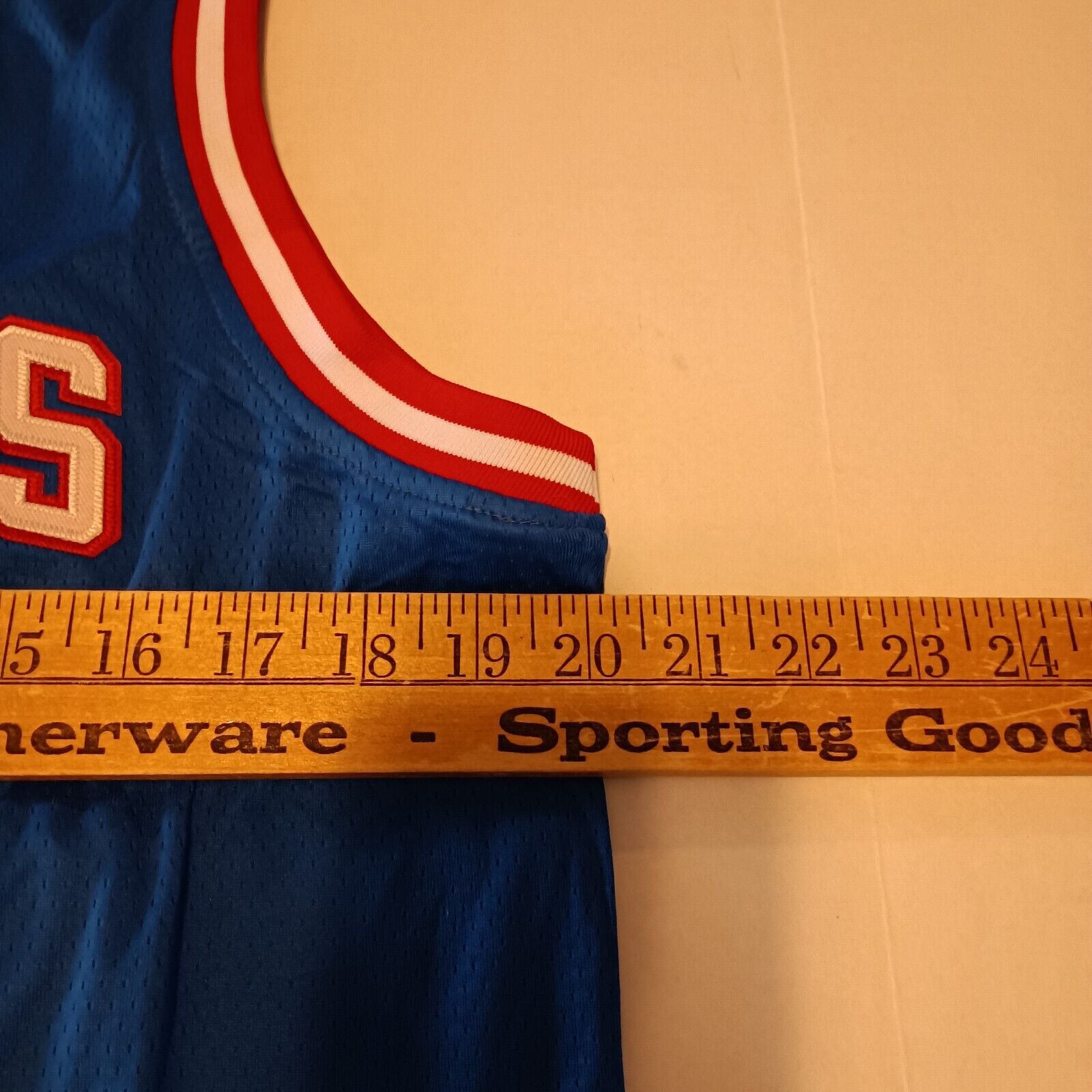 Other Magic Johnson McDonald's All-American Basketball Jersey Size US M / EU 48-50 / 2 - 4 Thumbnail