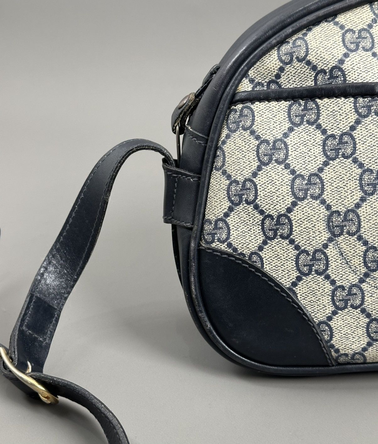Gucci Gucci - Vintage GG Monogram Supreme Pattern - Coated - Navy Size ONE SIZE - 4 Thumbnail