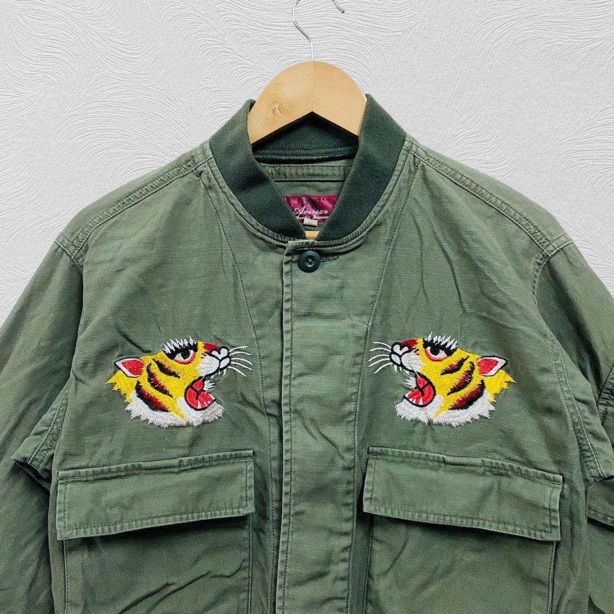 Avirex Vintage avirex tiger bomber jacket Size US M / EU 48-50 / 2 - 2 Thumbnail