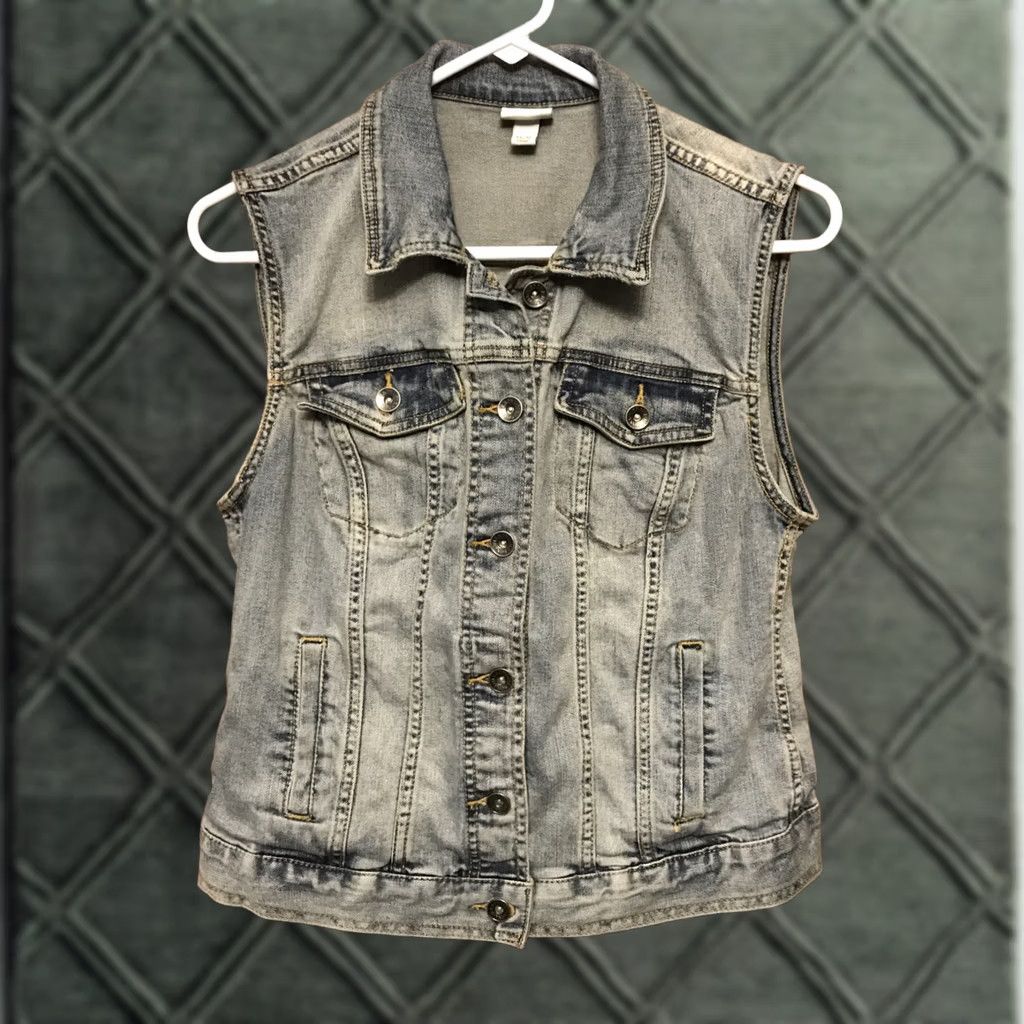 Merona Merona Womens Vest Denim Button Up Pockets Blue 872 Medium Vest Adults Womens Men? Size 32" / US 10 / IT 46 - 1 Thumbnail