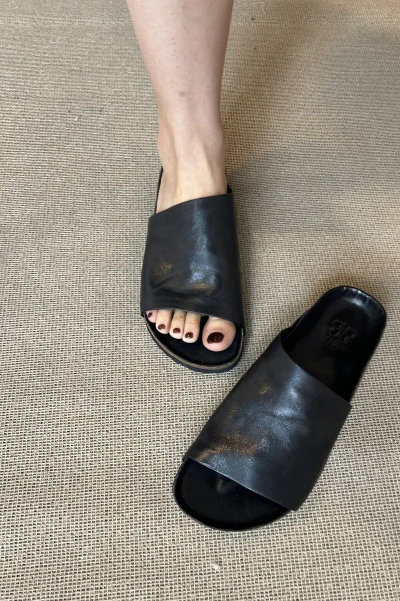 Designer Thick Soles Non Slip Slipper Size US 6 / IT 36 - 2 Thumbnail