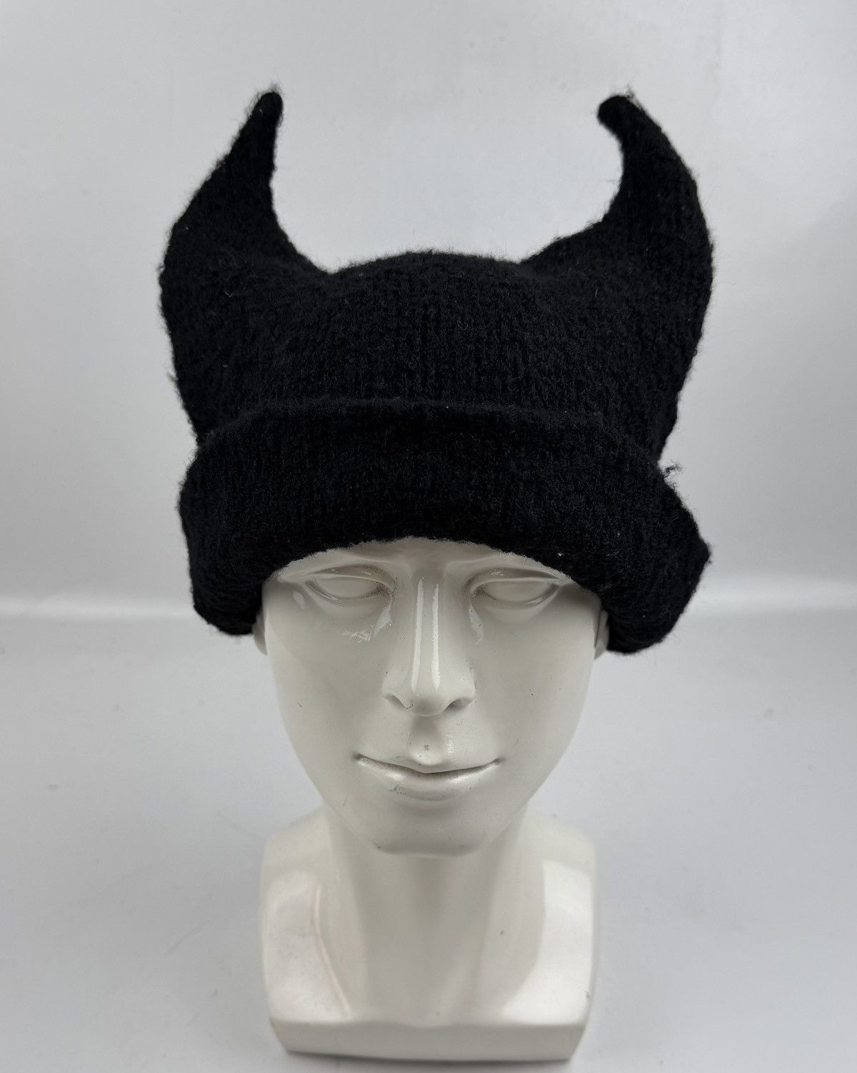 Japanese Brand very rare made in japan beanie hat with horn tc44 Size ONE SIZE - 2 Thumbnail