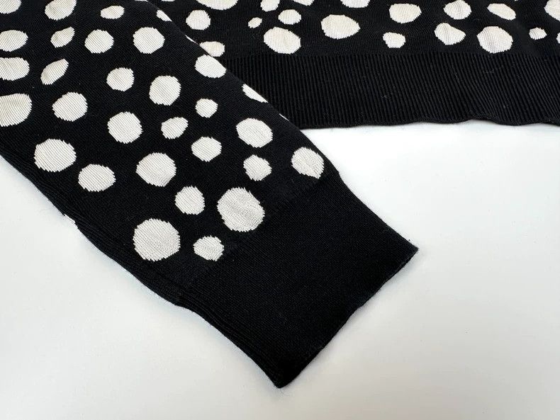 Louis Vuitton Louis Vuitton Polka-dot knit sweater Size US S / EU 44-46 / 1 - 4 Thumbnail
