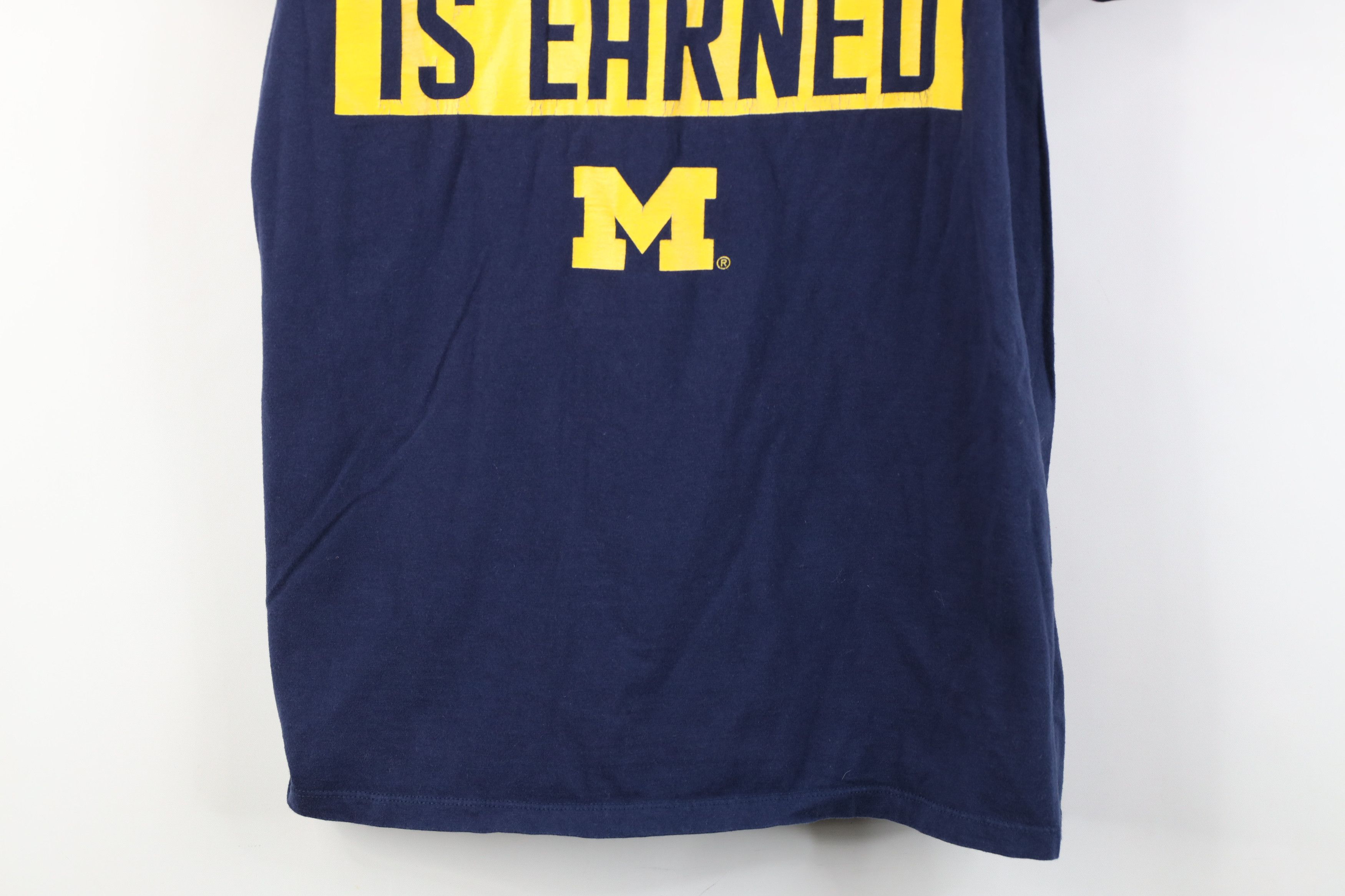 Nike Nike Air Jordan Respect Is University of Michigan T-Shirt Size US S / EU 44-46 / 1 - 3 Thumbnail