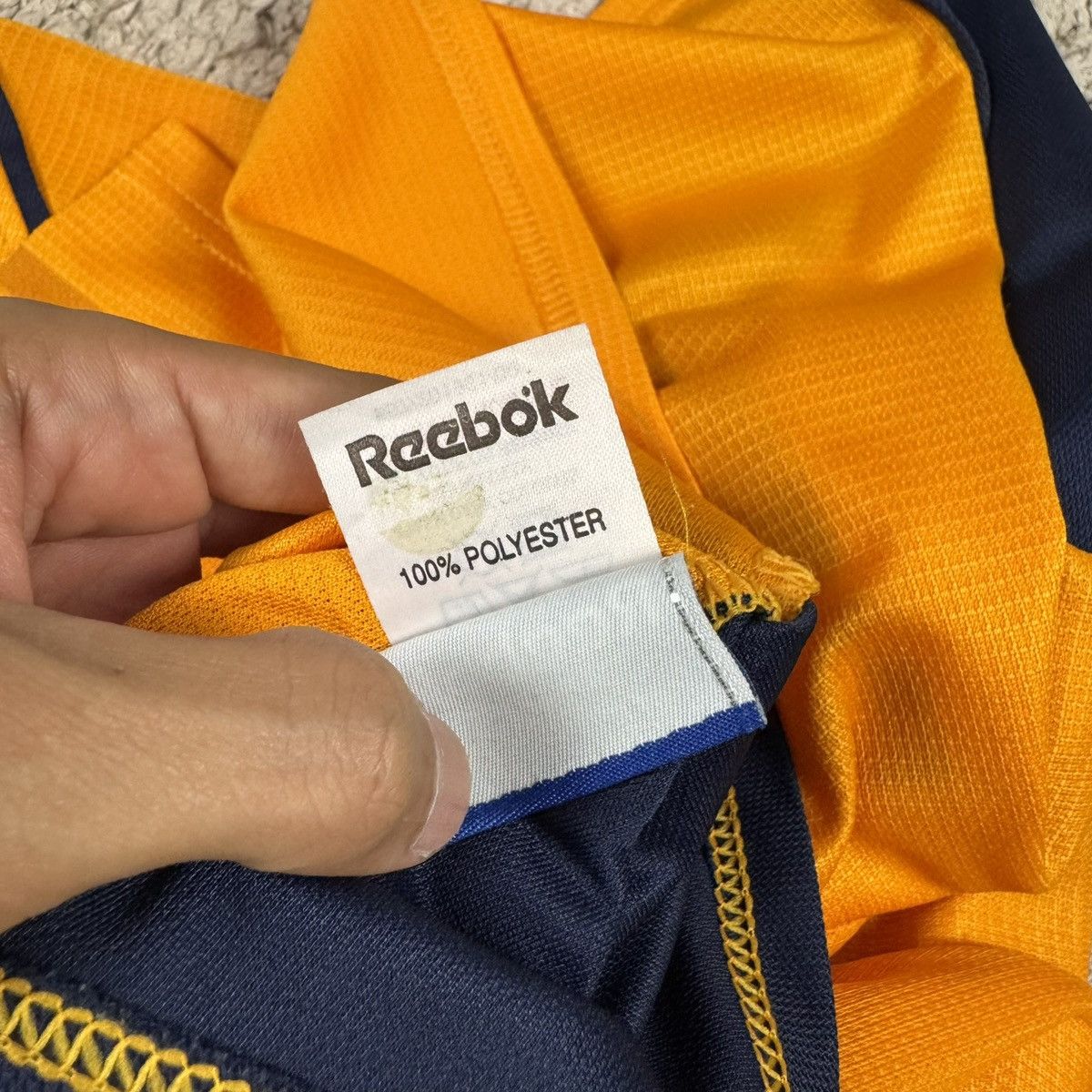 Reebok × Vintage Vintage Reebok Liverpool Away Jersey Size US M / EU 48-50 / 2 - 19 Thumbnail