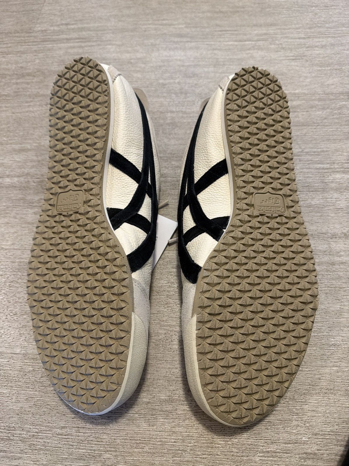 Onitsuka Tiger Onitsuka Tiger - Mexico 66, Birch Black Size US 11.5 / EU 44-45 - 5 Thumbnail