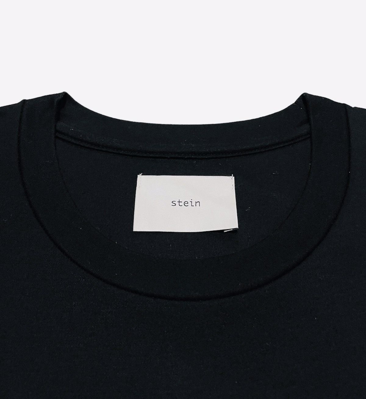 Stein SS20 Helvetica T-Shirt Size US L / EU 52-54 / 3 - 5 Thumbnail