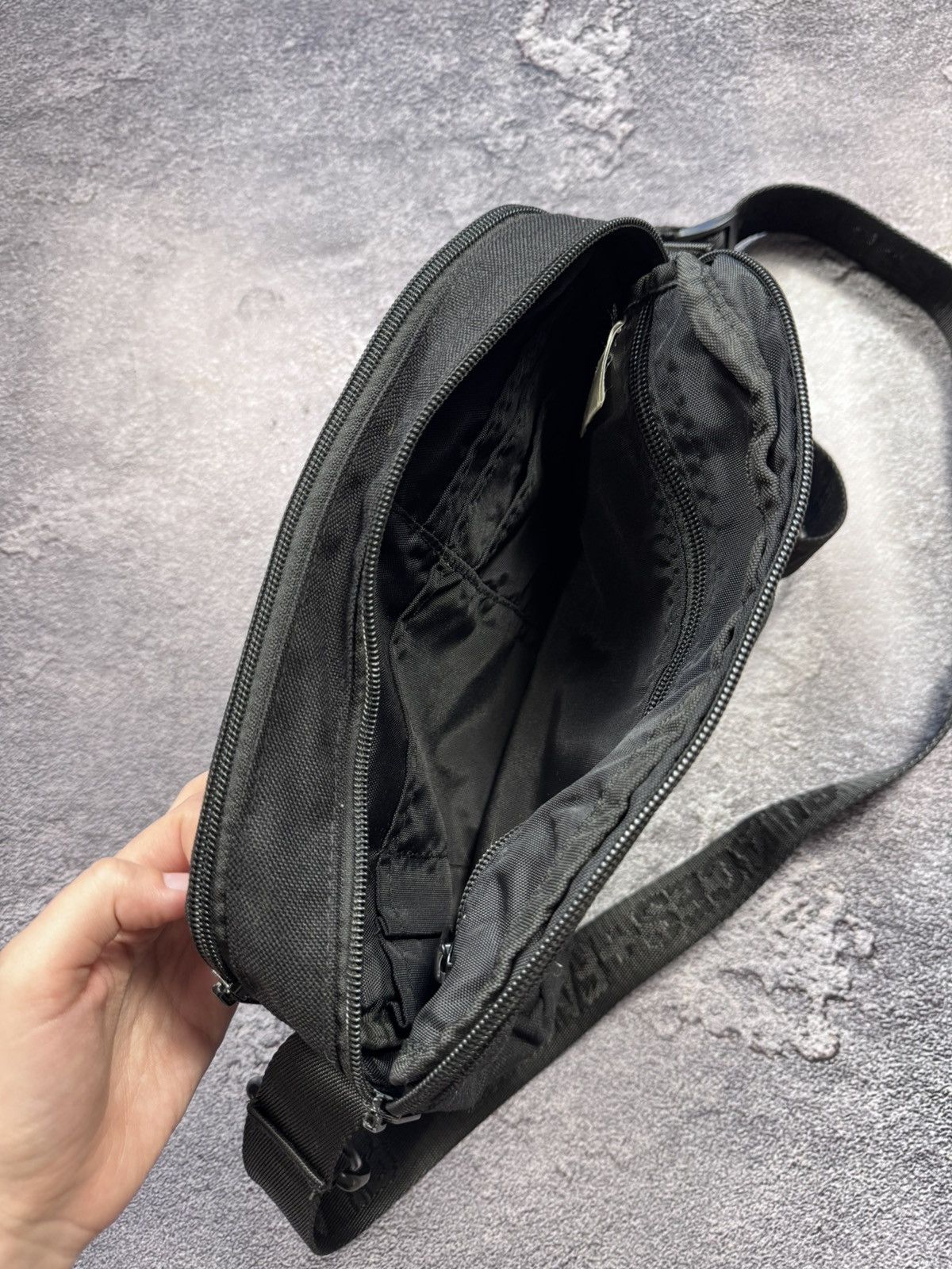 Places + Faces PLACES+FACES Black Shoulder Bag — Great Condition Size ONE SIZE - 3 Thumbnail