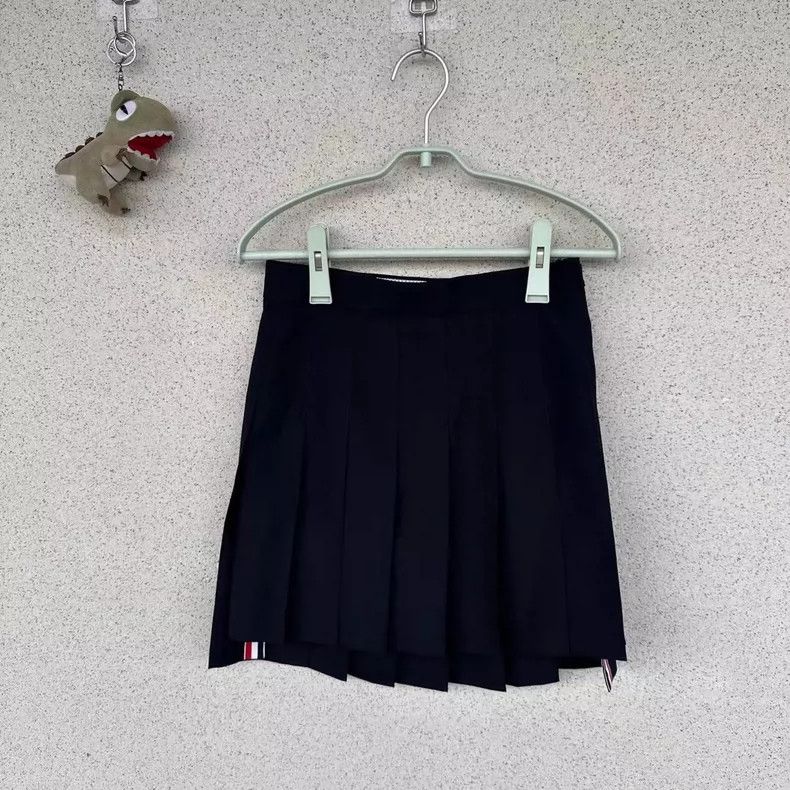Other Thom Browne A pleated skirt Size 24" / US 00 / IT 34 - 1 Thumbnail