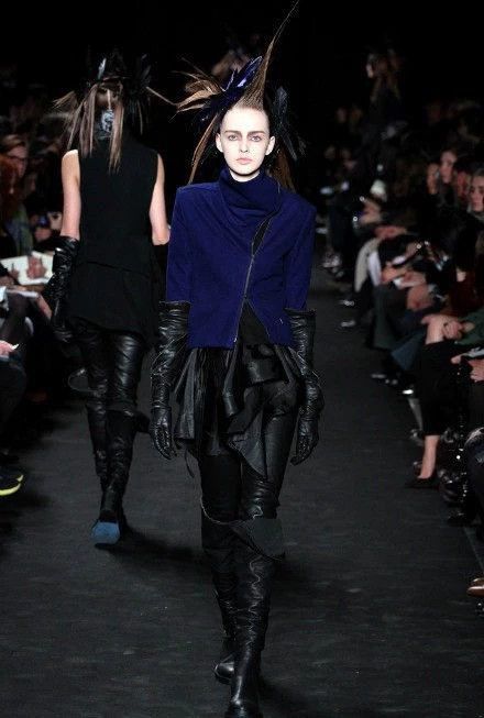 Ann Demeulemeester Ann demeulemeester 2012 Special Shaped jacket-2506 Size US M / EU 48-50 / 2 - 2 Thumbnail