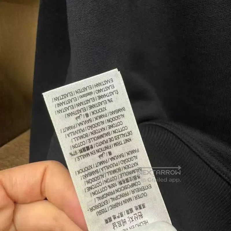Burberry Burberry Black Cropped Logo Sweatshirt. Size L / US 10 / IT 46 - 6 Thumbnail