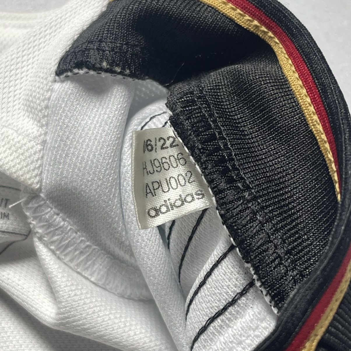 Adidas GERMANY ADIDAS 2022 WORLD CUP FOOTBALL JERSEY #18 KLINSMANN Size US L / EU 52-54 / 3 - 6 Thumbnail