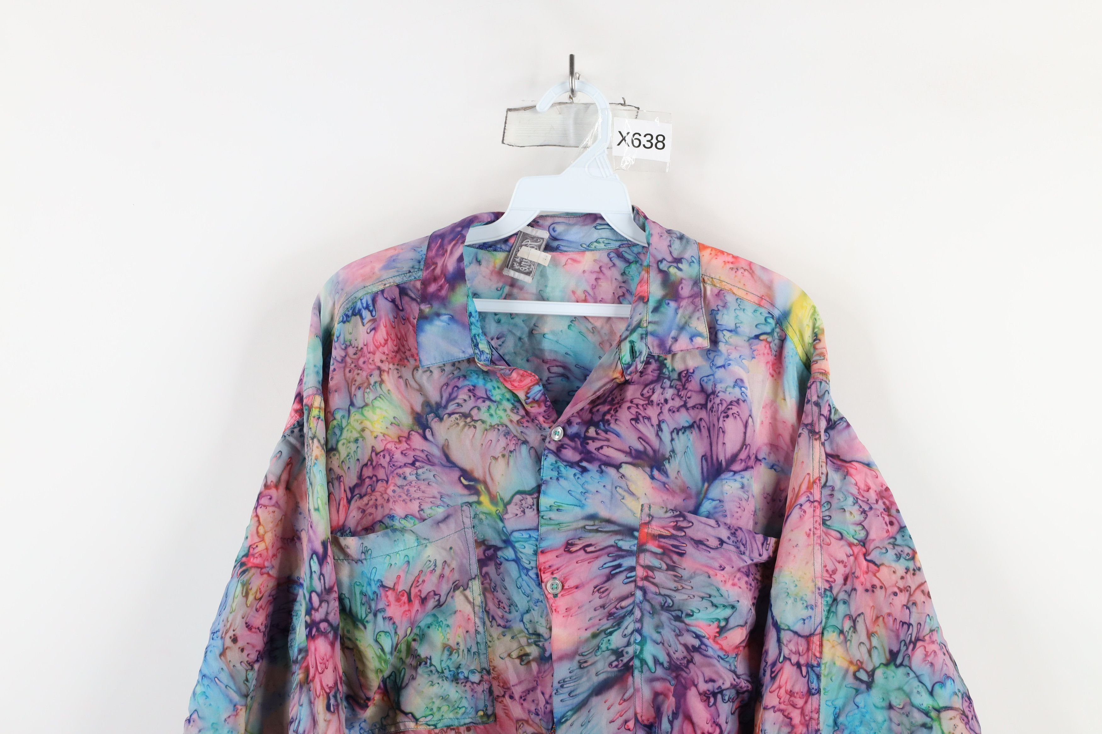 Vintage Vintage 80s 90s Streetwear Silk Rainbow Baggy Button Shirt Size M / US 6-8 / IT 42-44 - 2 Thumbnail